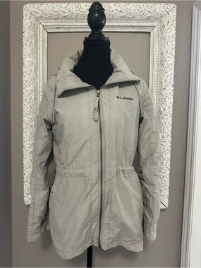 Columbia Women's Kelly Creek Long Hooded Jacket - Size Small